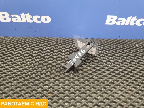 Кронштейн трубки бачка сцепления