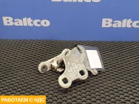 Петля двери правая